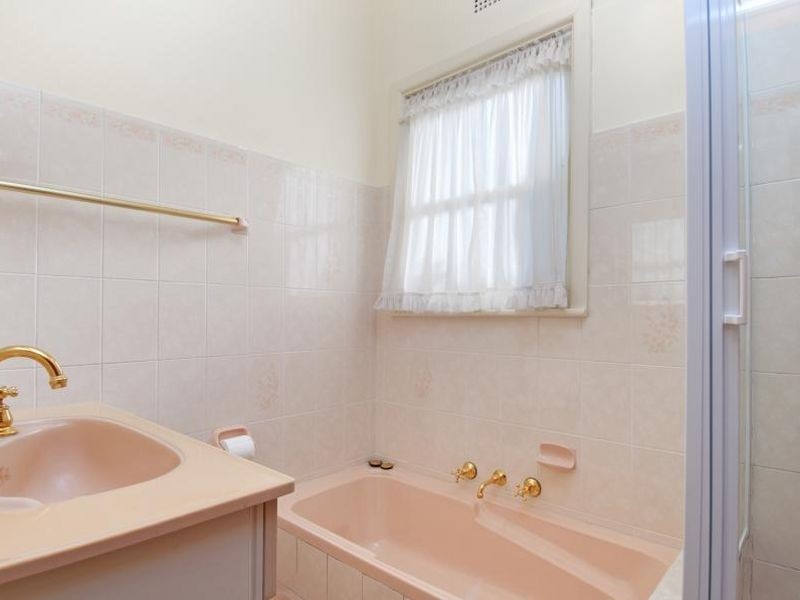 44 Moree Avenue, Westmead NSW 2145