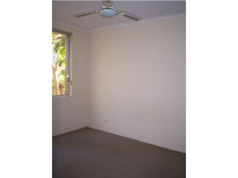 9-11 CAROLINE STREET, Westmead NSW 2145