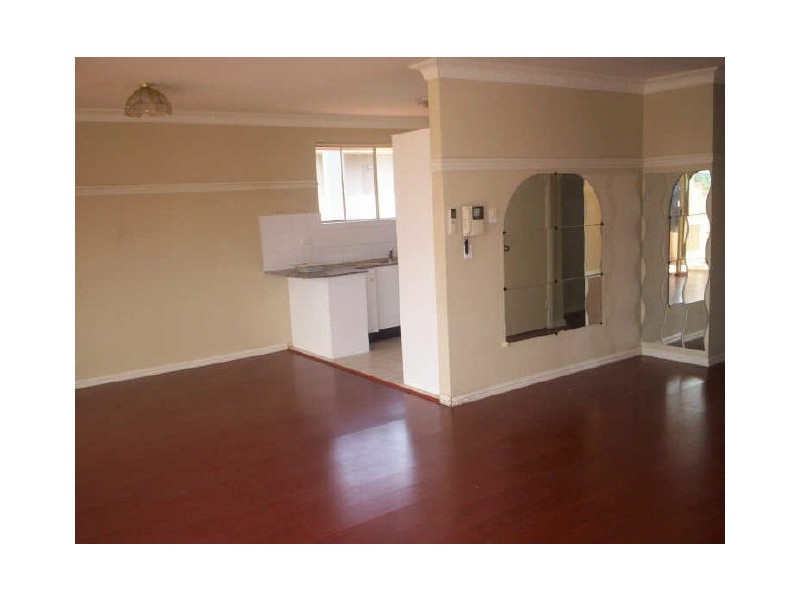 25 PARKSIDE LANE, Westmead NSW 2145