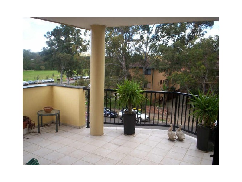 33-35 GOOD ST, Westmead NSW 2145