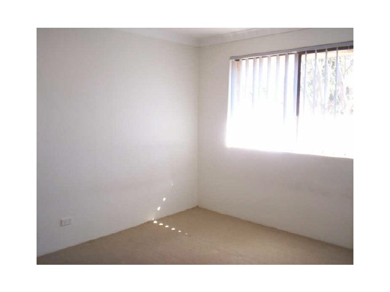 32-33 PARK AVENUE, Westmead NSW 2145