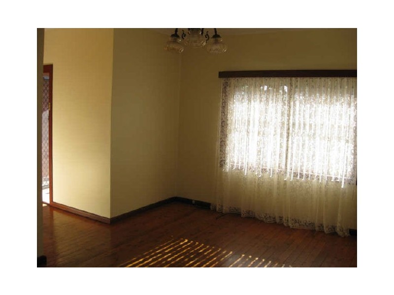 36 GILBA ROAD, Pendle Hill NSW 2145