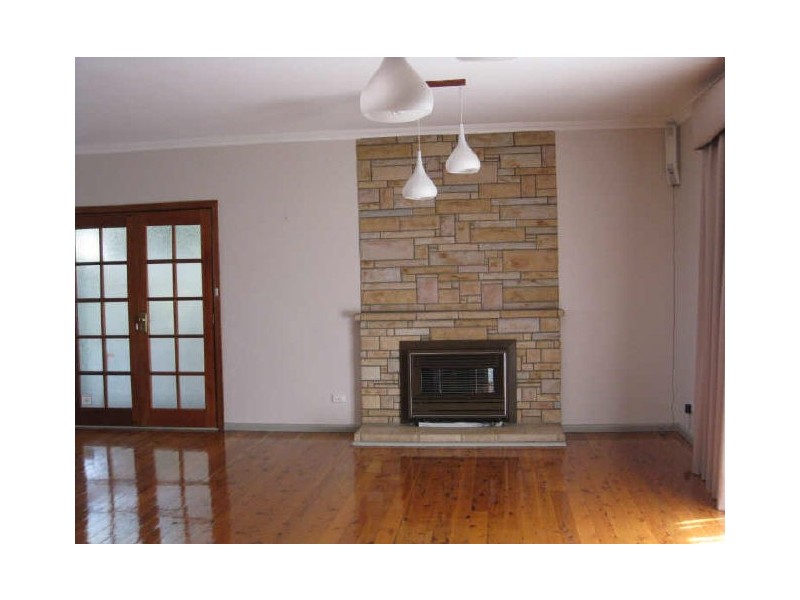 11 CHARLES COURT, North Rocks NSW 2151