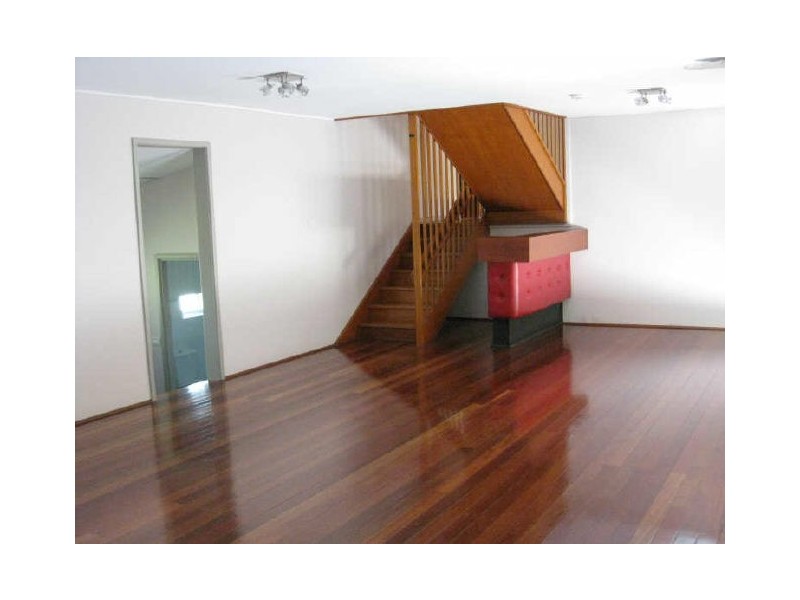 11 CHARLES COURT, North Rocks NSW 2151