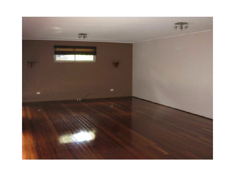 11 CHARLES COURT, North Rocks NSW 2151