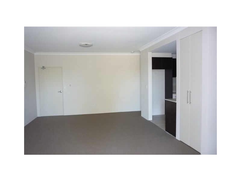 35-37 DARCY ROAD, Westmead NSW 2145