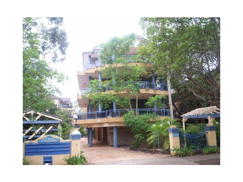 27 HELEN STREET, Westmead NSW 2145