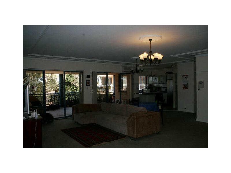27 HELEN STREET, Westmead NSW 2145