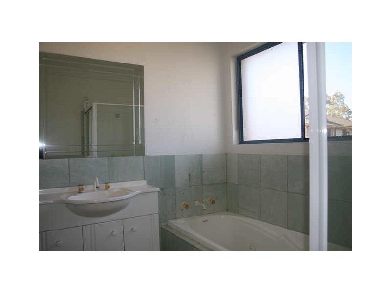 27 HELEN STREET, Westmead NSW 2145