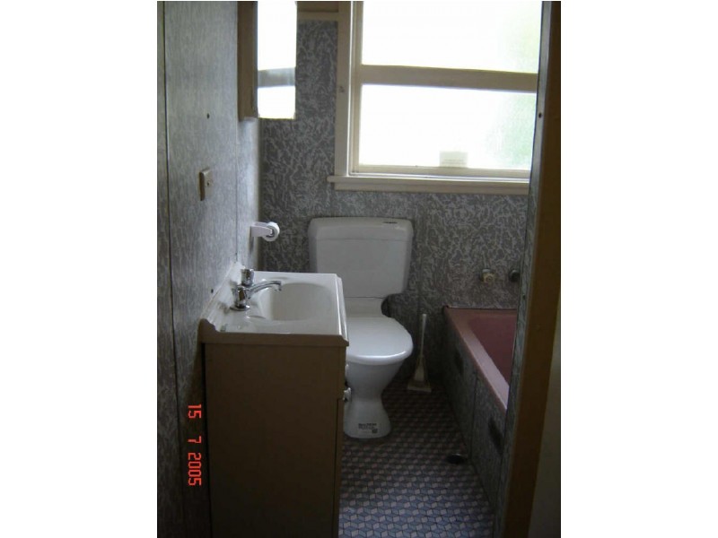 94 BOMBALA STREET, Pendle Hill NSW 2145