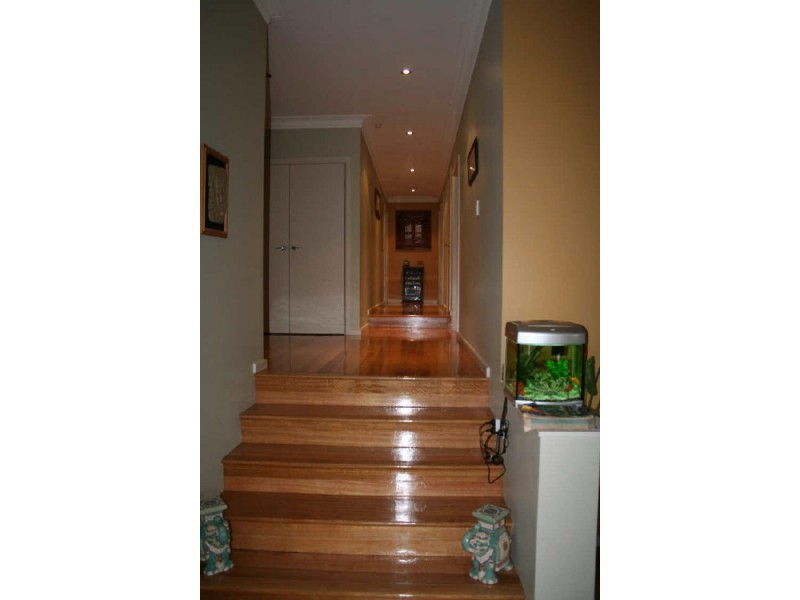 33 ALLAMBIE AVENUE, Northmead NSW 2152