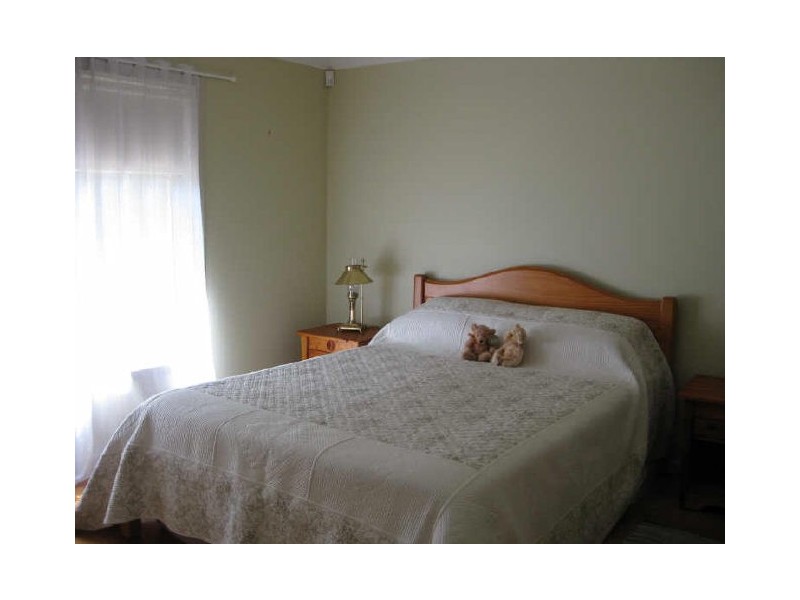 33 ALLAMBIE AVENUE, Northmead NSW 2152