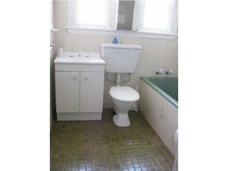 157 GREAT WESTERN HWY, Mays Hill NSW 2145