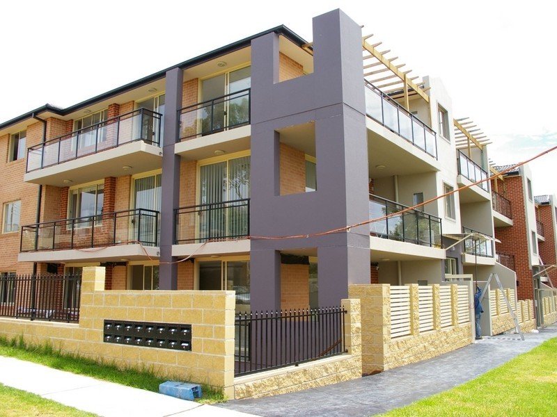 39-45 LYDBROOK STREET, Westmead NSW 2145