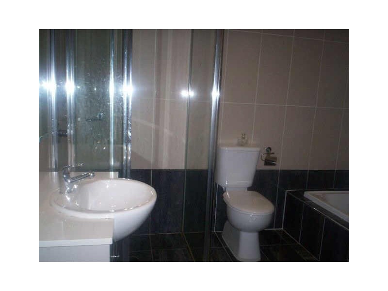 22-24 PARKSIDE LANE, Westmead NSW 2145