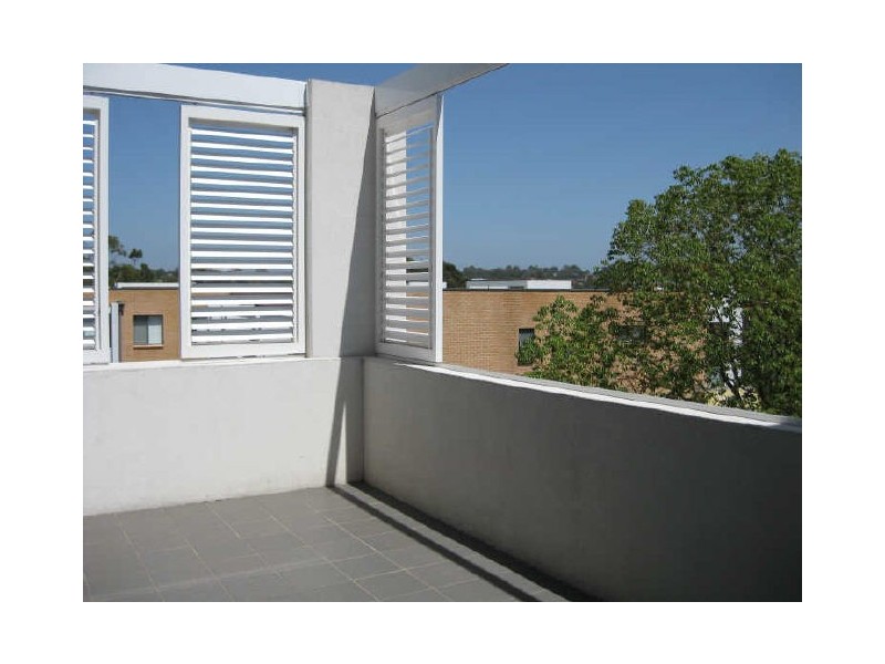 13-15 LYDBROOK STREET, Westmead NSW 2145