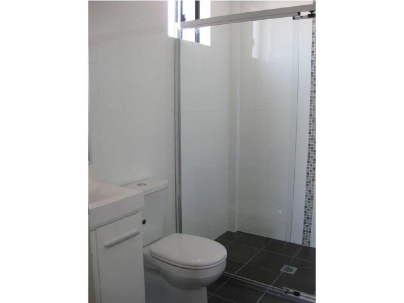 13-15 LYDBROOK STREET, Westmead NSW 2145