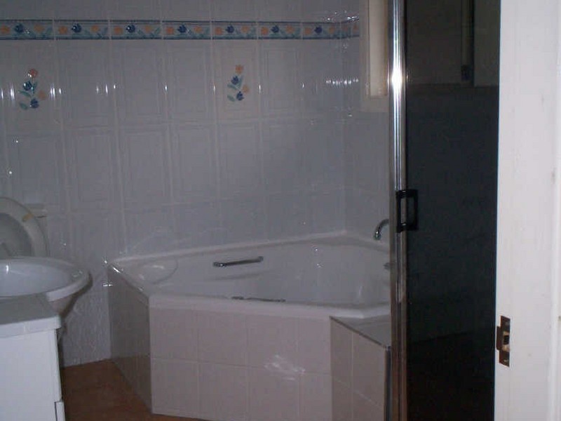 3A BOMBALA STREET, Pendle Hill NSW 2145