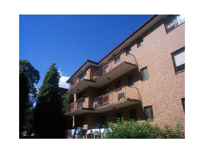 17 DULLAI AVE, Greystanes NSW 2145