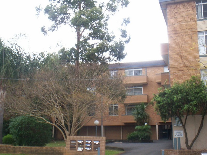 4-6 PARK AVE, Westmead NSW 2145