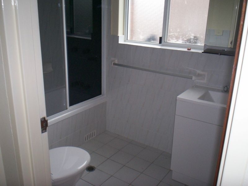 15 PYE STREET, Westmead NSW 2145