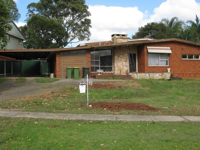 21 GREENLEAF STREET, Wentworthville NSW 2145