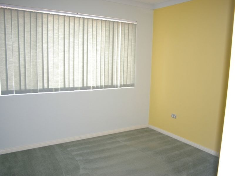 31-33 MOSS PLACE, Westmead NSW 2145