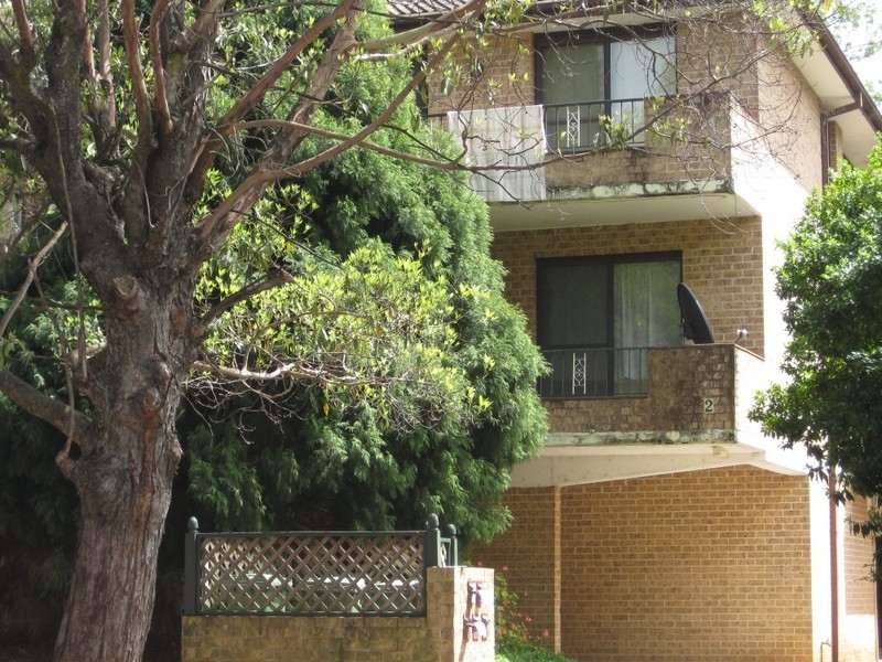 2 ALFRED STREET, Westmead NSW 2145