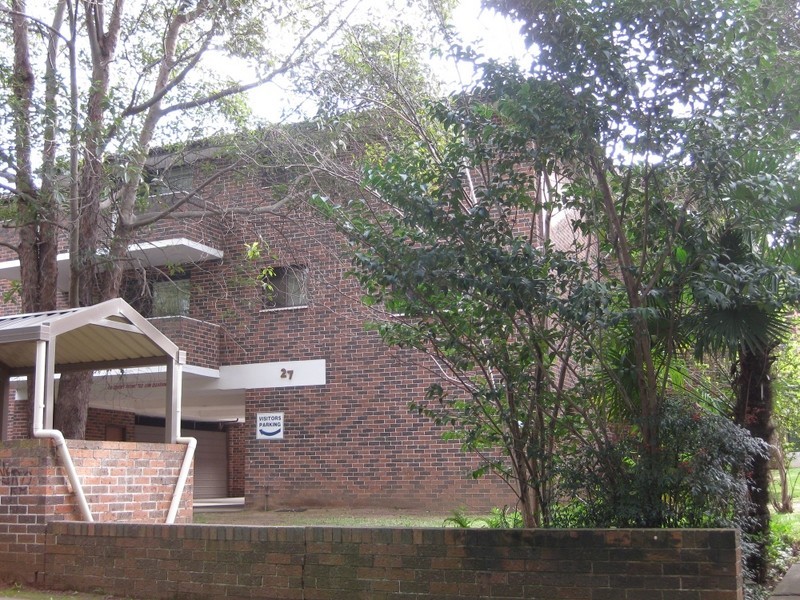 27 PARK AVENUE, Westmead NSW 2145