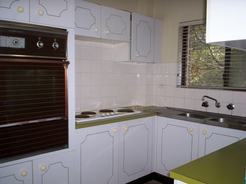 27 PARK AVENUE, Westmead NSW 2145