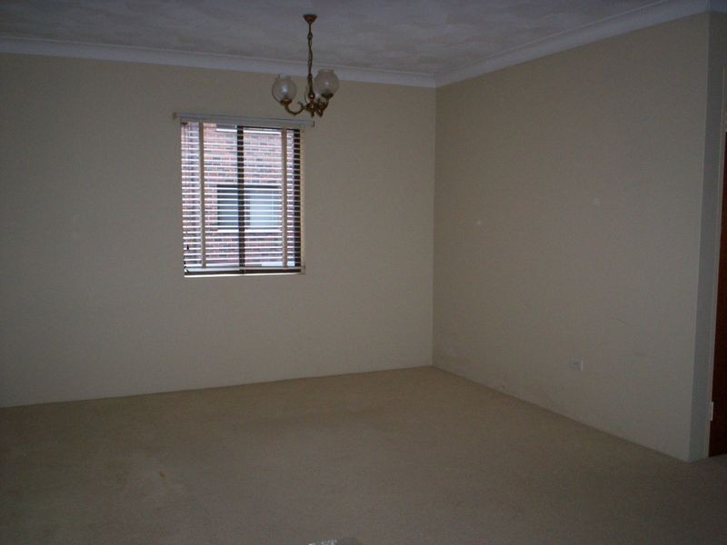 27 PARK AVENUE, Westmead NSW 2145