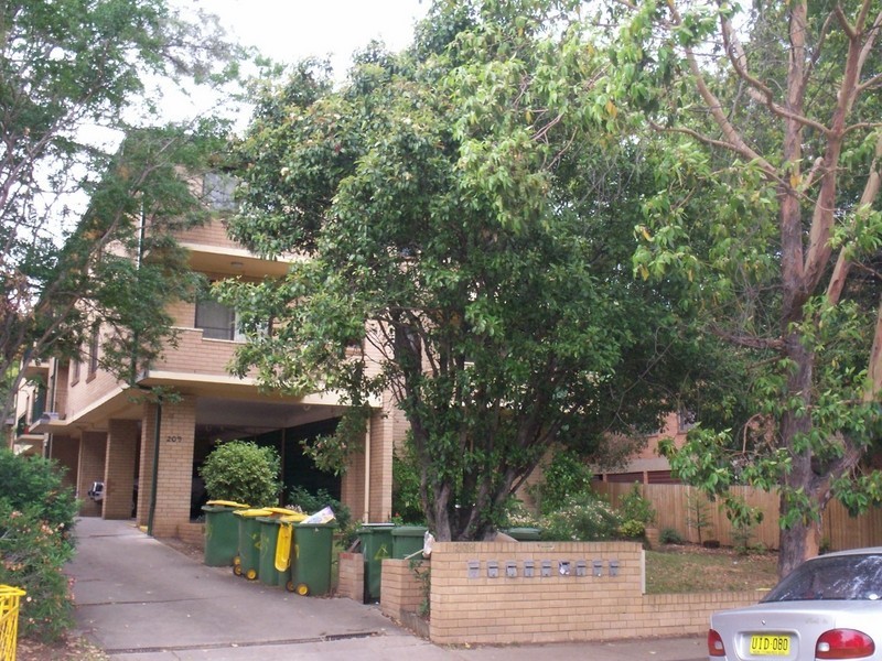 209 HAWKESBURY ROAD, Westmead NSW 2145