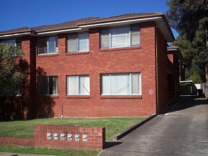 8 PRIDDLE STREET, Westmead NSW 2145