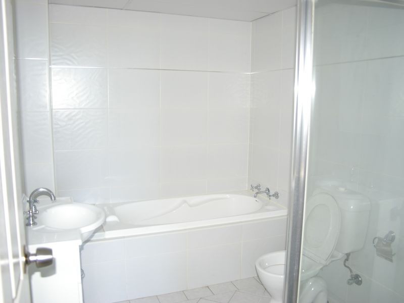 181 HAWKESBURY ROAD, Westmead NSW 2145