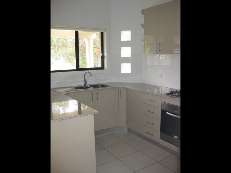 15 Drew Street, Westmead NSW 2145