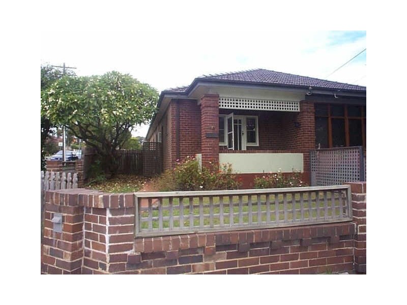 70 WELLBANK ST, Concord NSW 2137