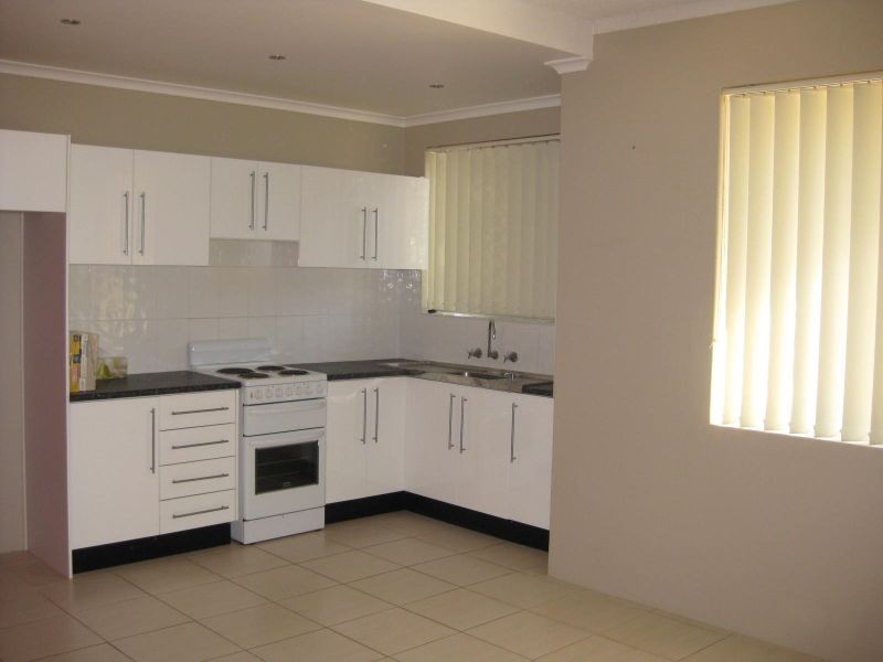 31 Helen Street, Westmead NSW 2145