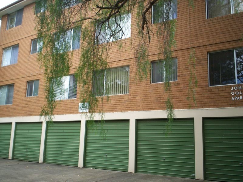 19 Queens Road, Westmead NSW 2145