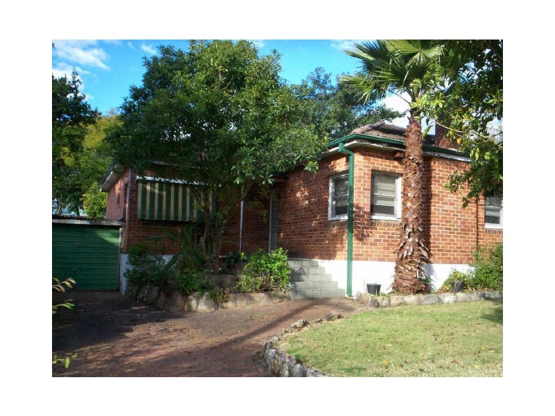 8 LAKE STREET, North Parramatta NSW 2151