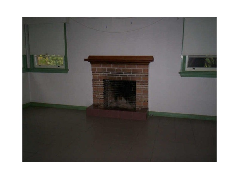 8 LAKE STREET, North Parramatta NSW 2151