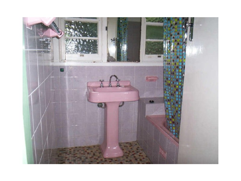 8 LAKE STREET, North Parramatta NSW 2151