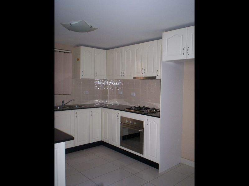 5 Queens Road, Westmead NSW 2145