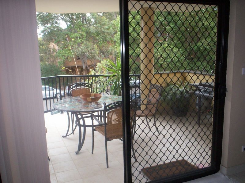 5 Queens Road, Westmead NSW 2145