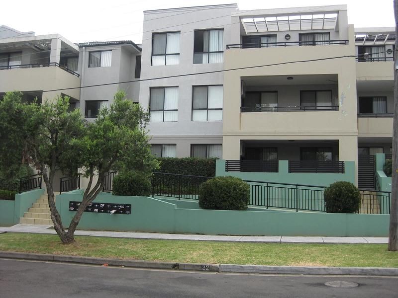 30-34 Lydbrook Street, Westmead NSW 2145