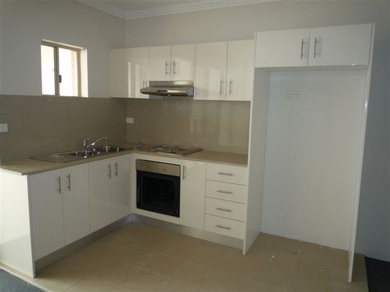 12-14 Lydbrook Street, Westmead NSW 2145