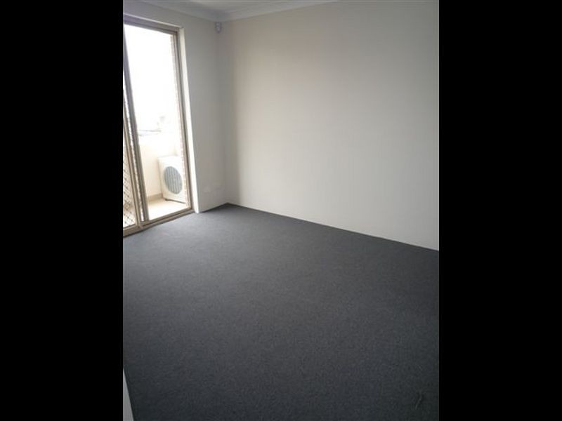 12-14 Lydbrook Street, Westmead NSW 2145