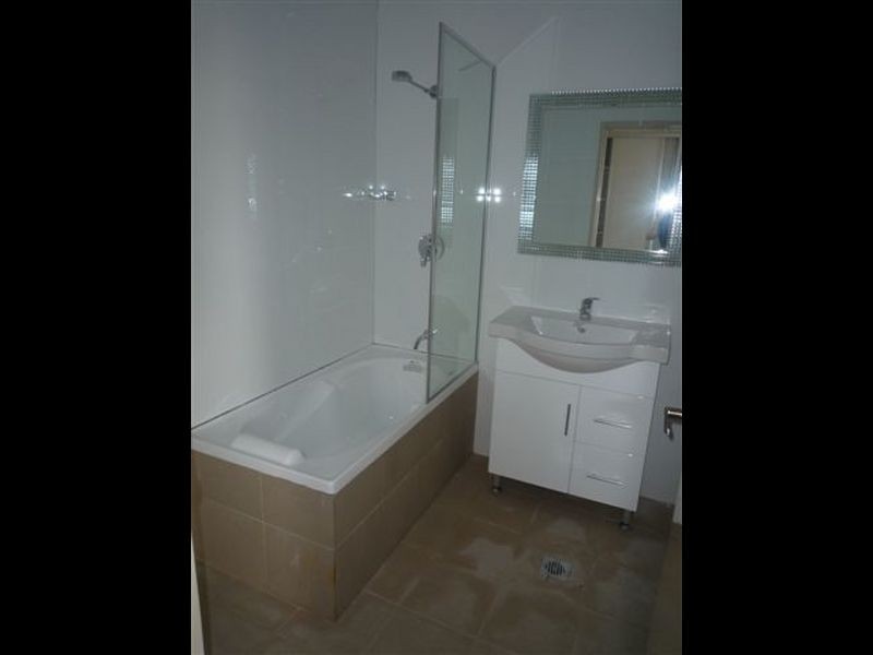 12-14 Lydbrook Street, Westmead NSW 2145