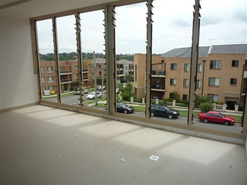 12-14 Lydbrook Street, Westmead NSW 2145