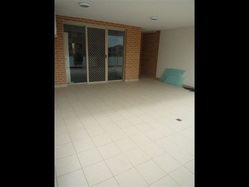 12-14 Lydbrook Street, Westmead NSW 2145