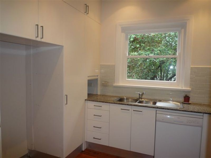 156 Hawkesbury Road, Westmead NSW 2145